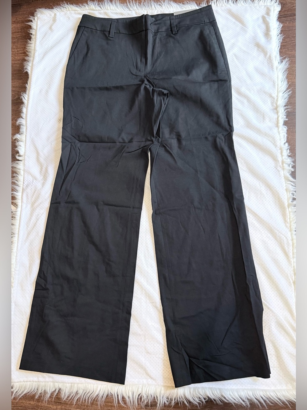 Signature Black Wide-Leg Jeans with Subtle Flare
